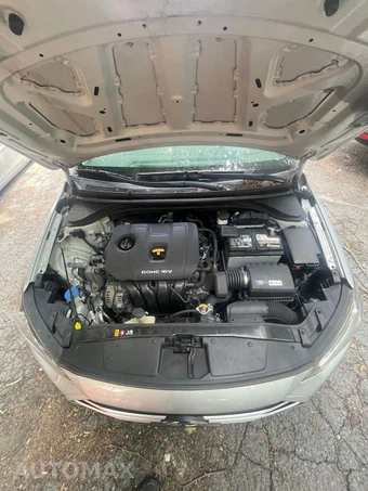 2017 Hyundai Elantra SE Sedan - miniatura 14