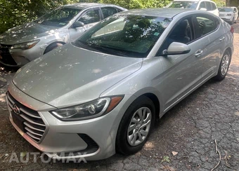 2017 Hyundai Elantra SE Sedan - miniatura 3