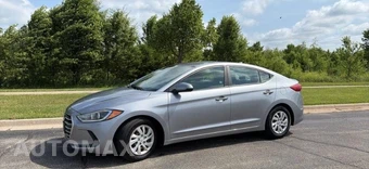 2017 Hyundai Elantra SE Sedan - miniatura 2