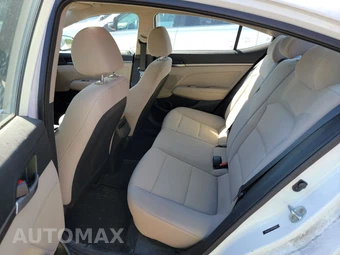 2017 Hyundai Elantra SE Sedan – miniatura 13