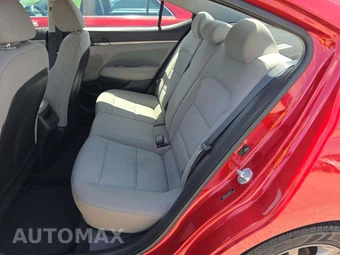 2017 Hyundai Elantra SE Sedan – miniatura 13