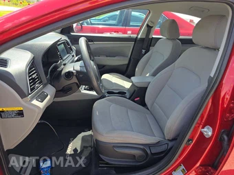 2017 Hyundai Elantra SE Sedan – miniatura 6