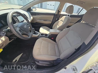 2017 Hyundai Elantra SE Sedan - miniatura 7