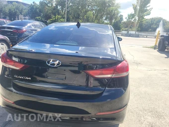 2017 Hyundai Elantra SE Sedan – miniatura 14
