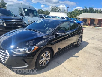 2017 Hyundai Elantra SE Sedan – miniatura 25