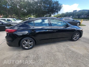 2017 Hyundai Elantra SE Sedan – miniatura 28