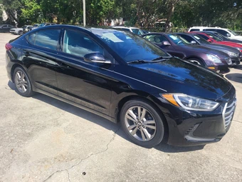 2017 Hyundai Elantra SE Sedan – miniatura 6