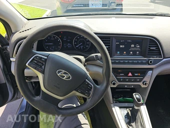 2017 Hyundai Elantra SE Sedan - miniatura 11