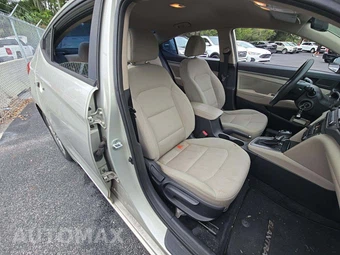 2017 Hyundai Elantra SE Sedan – miniatura 18
