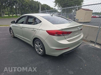 2017 Hyundai Elantra SE Sedan – miniatura 2