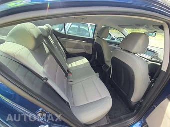 2017 Hyundai Elantra SE Sedan – miniatura 16