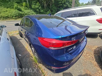 2017 Hyundai Elantra SE Sedan – miniatura 2