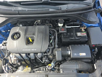 2017 Hyundai Elantra SE Sedan - miniatura 15