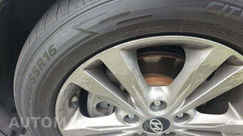 2017 Hyundai Elantra SE Sedan - miniatura 29