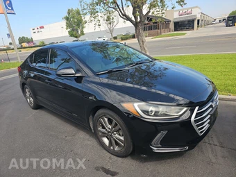 2017 Hyundai Elantra SE Sedan - miniatura 3