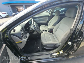 2017 Hyundai Elantra SE Sedan - miniatura 7