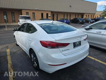 2017 Hyundai Elantra SE Sedan – miniatura 2