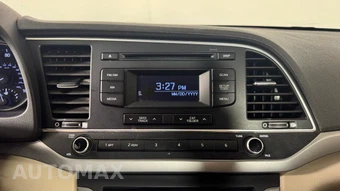 2017 Hyundai Elantra SE Sedan - miniatura 19