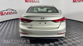 2017 Hyundai Elantra SE Sedan - miniatura 5