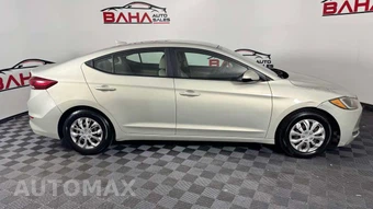 2017 Hyundai Elantra SE Sedan - miniatura 7