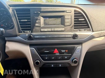 2017 Hyundai Elantra SE Sedan - miniatura 12