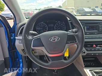 2017 Hyundai Elantra SE Sedan – miniatura 10