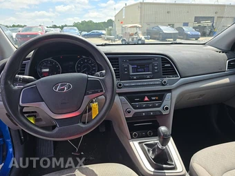 2017 Hyundai Elantra SE Sedan – miniatura 11