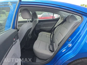 2017 Hyundai Elantra SE Sedan – miniatura 13