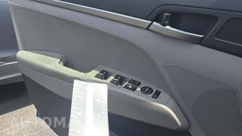 2017 Hyundai Elantra SE Sedan – miniatura 27