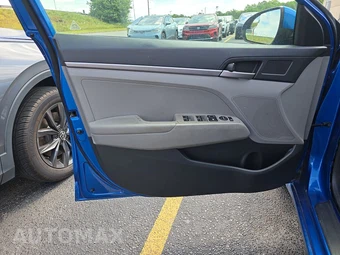 2017 Hyundai Elantra SE Sedan – miniatura 9