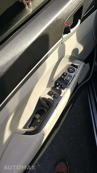 2017 Hyundai Elantra SE Sedan - miniatura 27