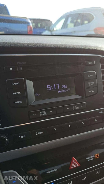 2017 Hyundai Elantra SE Sedan - miniatura 28