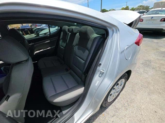 2017 Hyundai Elantra SE Sedan - miniatura 13
