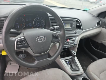 2017 Hyundai Elantra SE Sedan – miniatura 11