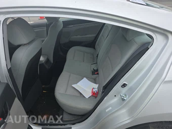 2017 Hyundai Elantra SE Sedan – miniatura 13
