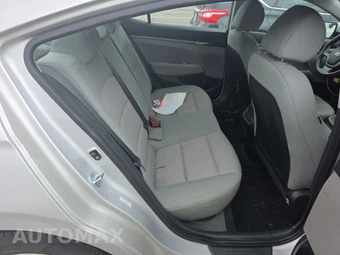 2017 Hyundai Elantra SE Sedan – miniatura 14