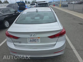 2017 Hyundai Elantra SE Sedan – miniatura 5