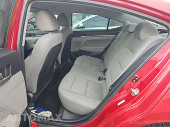 2017 Hyundai Elantra SE Sedan – miniatura 13
