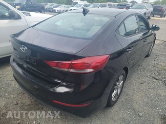 2017 Hyundai Elantra SE Sedan – miniatura 4