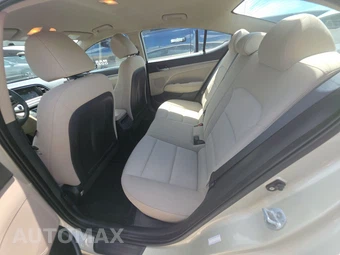 2017 Hyundai Elantra SE Sedan - miniatura 13