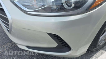 2017 Hyundai Elantra SE Sedan - miniatura 19