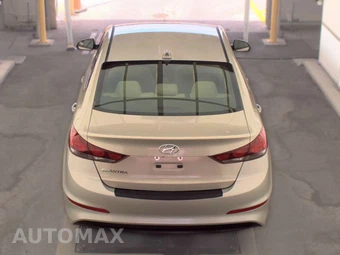2017 Hyundai Elantra SE Sedan - miniatura 5