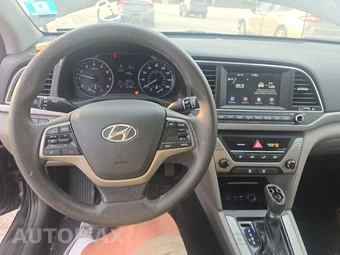 2017 Hyundai Elantra SE Sedan - miniatura 11