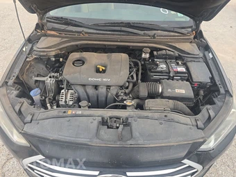 2017 Hyundai Elantra SE Sedan - miniatura 16
