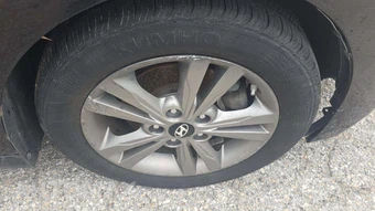 2017 Hyundai Elantra SE Sedan - miniatura 40
