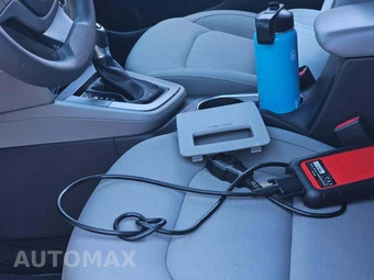 2017 Hyundai Elantra SE Sedan – miniatura 3