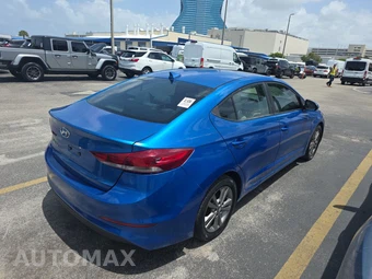 2017 Hyundai Elantra SE Sedan - miniatura 4