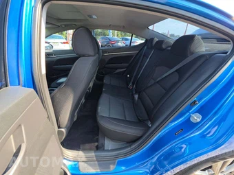2017 Hyundai Elantra Value Edition Sedan – miniatura 13