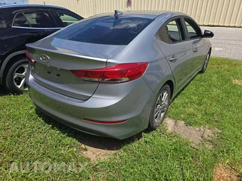 2017 Hyundai Elantra Value Edition Sedan - miniatura 3