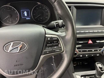 2017 Hyundai Elantra Value Edition Sedan - miniatura 13